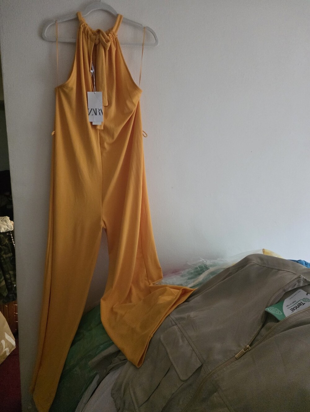 Zara flowy orange jumpsuit Stretchy size S BNWT - Picture 3 of 15